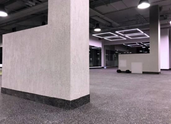 Виброустойчивое покрытие для тренажерного зала для безопасных тренировок